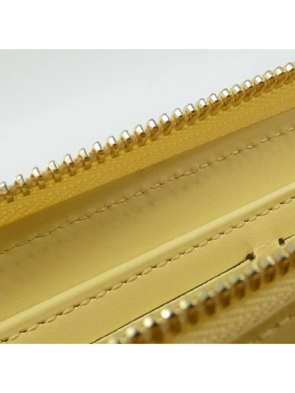 Louis Vuitton Nanogram Zippy Wallet